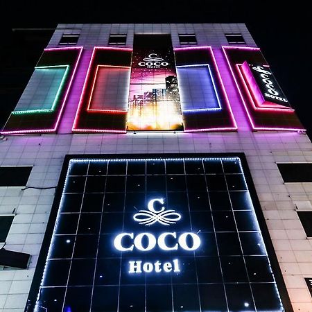 Coco Hotel Cshongdzsu Kültér fotó